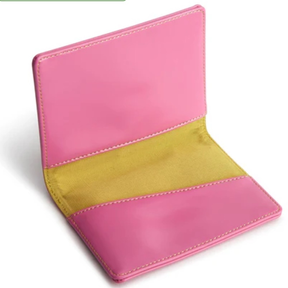 NWT Vera Bradley Pink Passport Cover Patent Faux Leather. Ibis Rose. - Picture 2 of 6